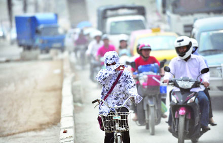 Sức khỏe người dân ảnh hưởng do chất lượng không khí ở Việt Nam không đảm bảo.